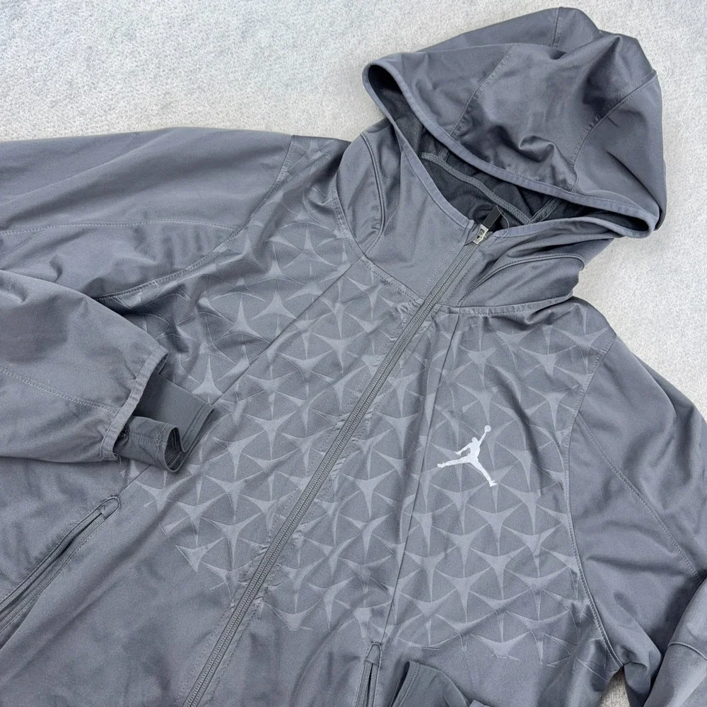 Jordan includes item